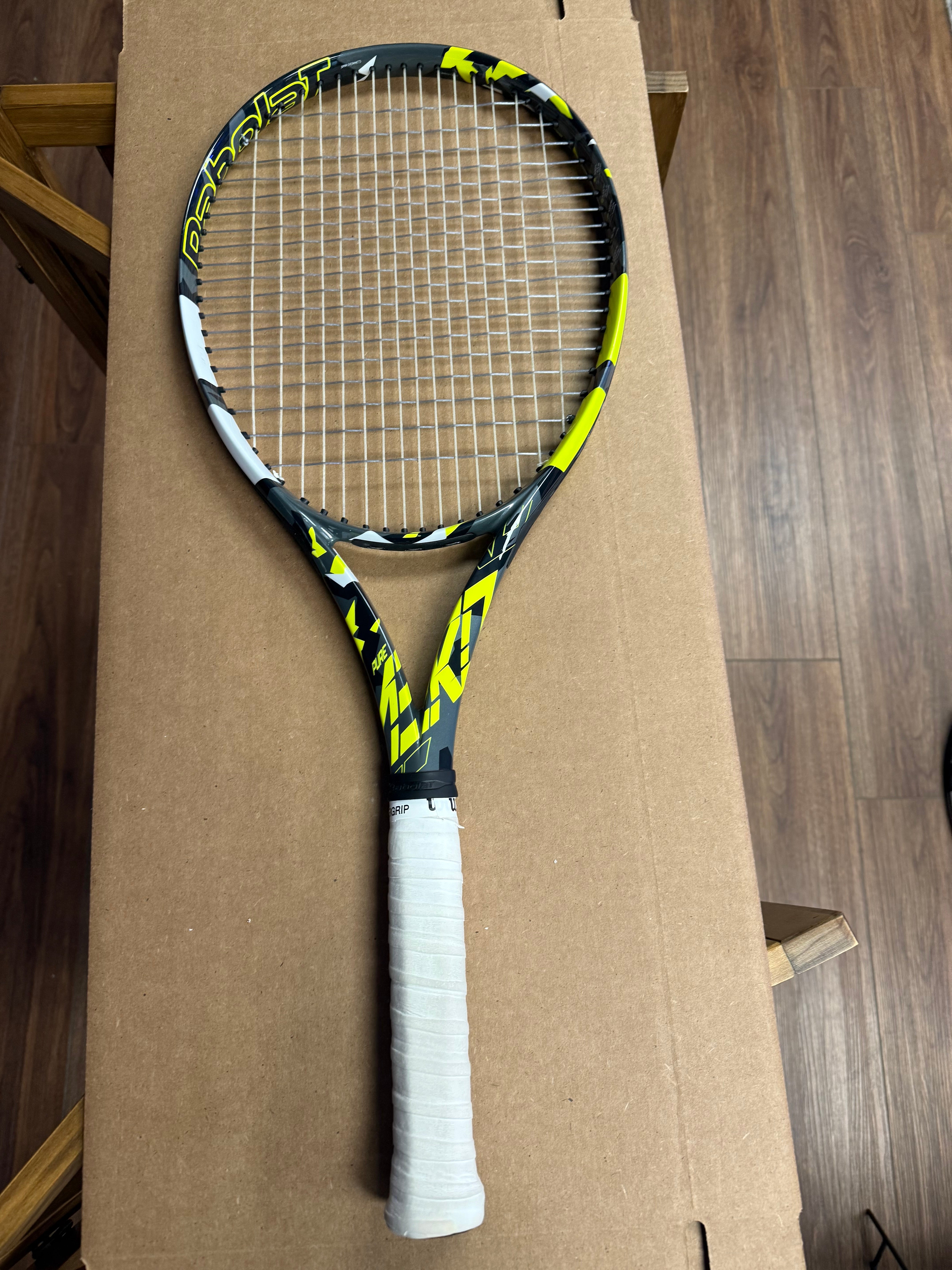 Babolat Pure Aero 100