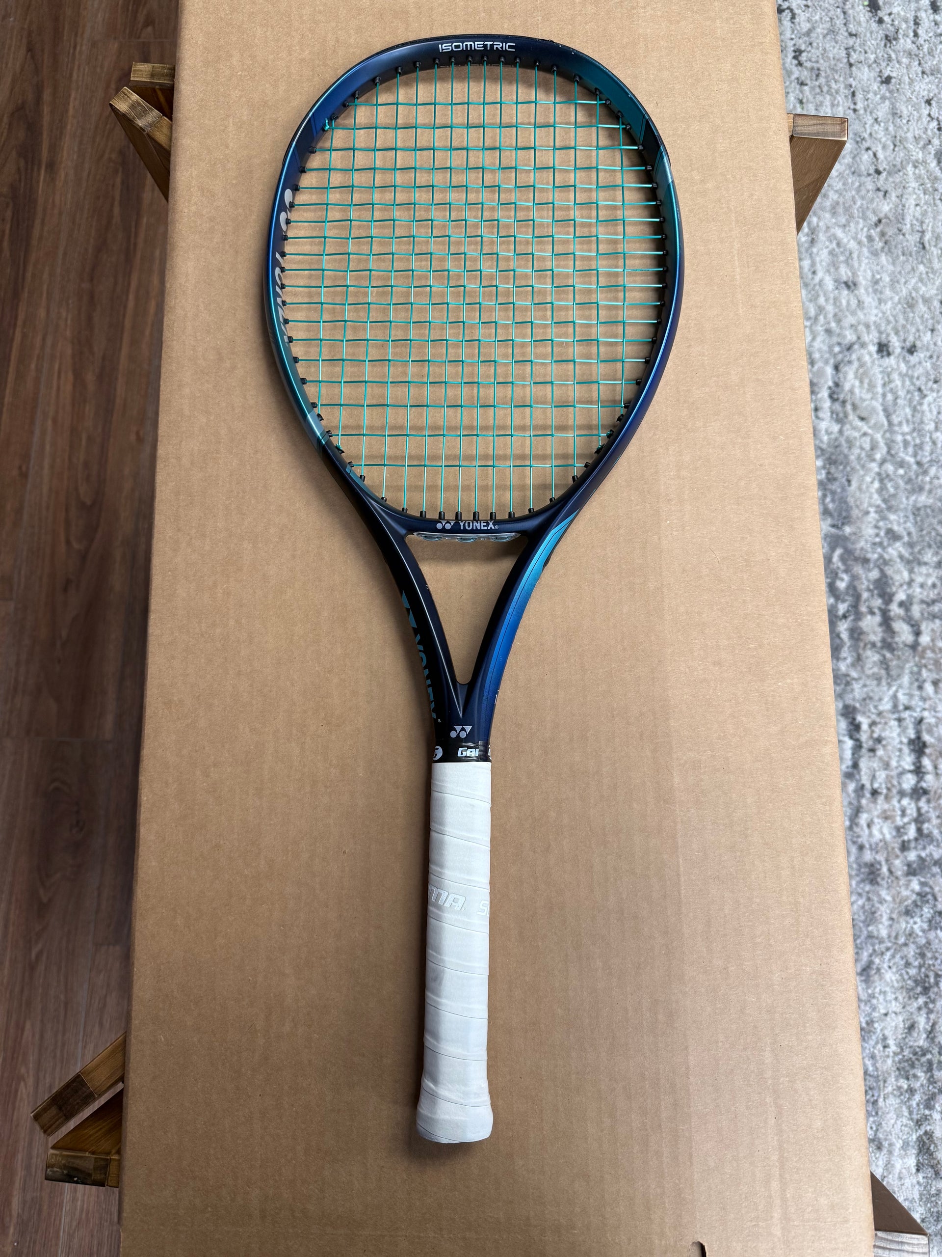 Yonex Ezone 100 L WYSIWYG