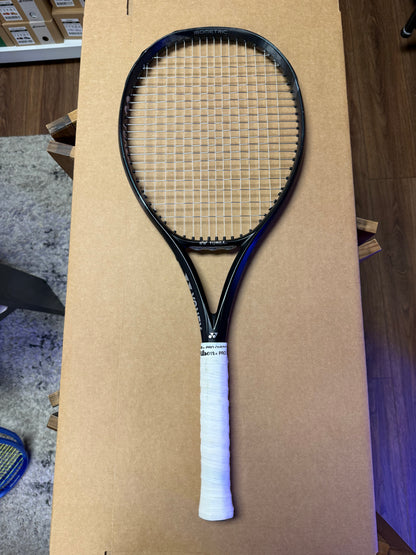 Yonex EZONE 100 (2022)
