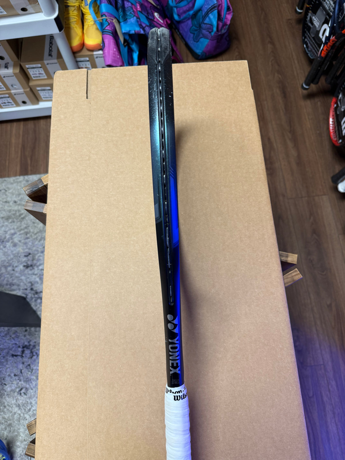 Yonex EZONE 100 (2022)