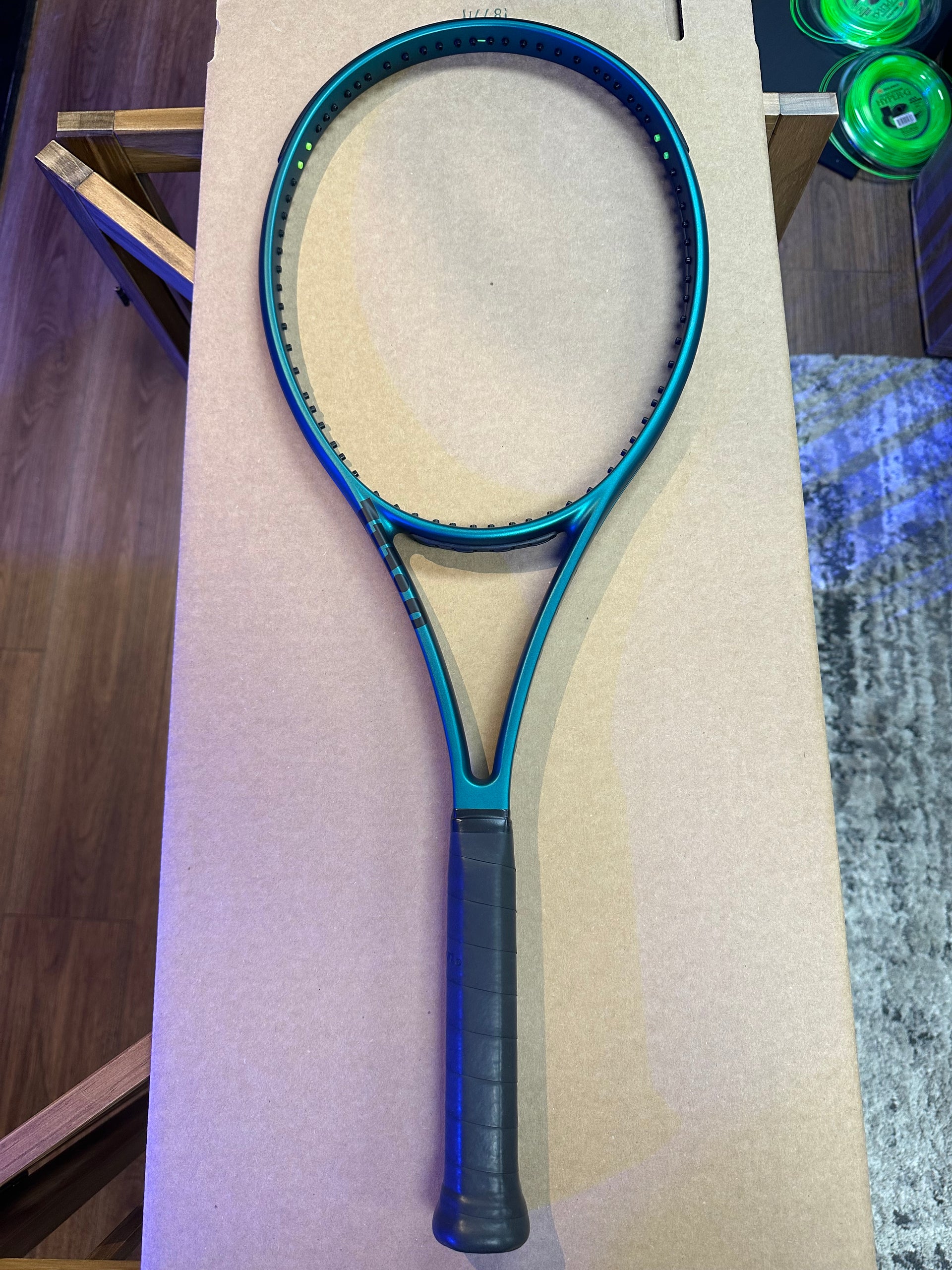 Wilson Blade 98 V9 18x19
