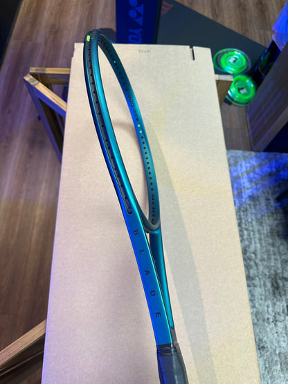 Wilson Blade 98 V9 18x19