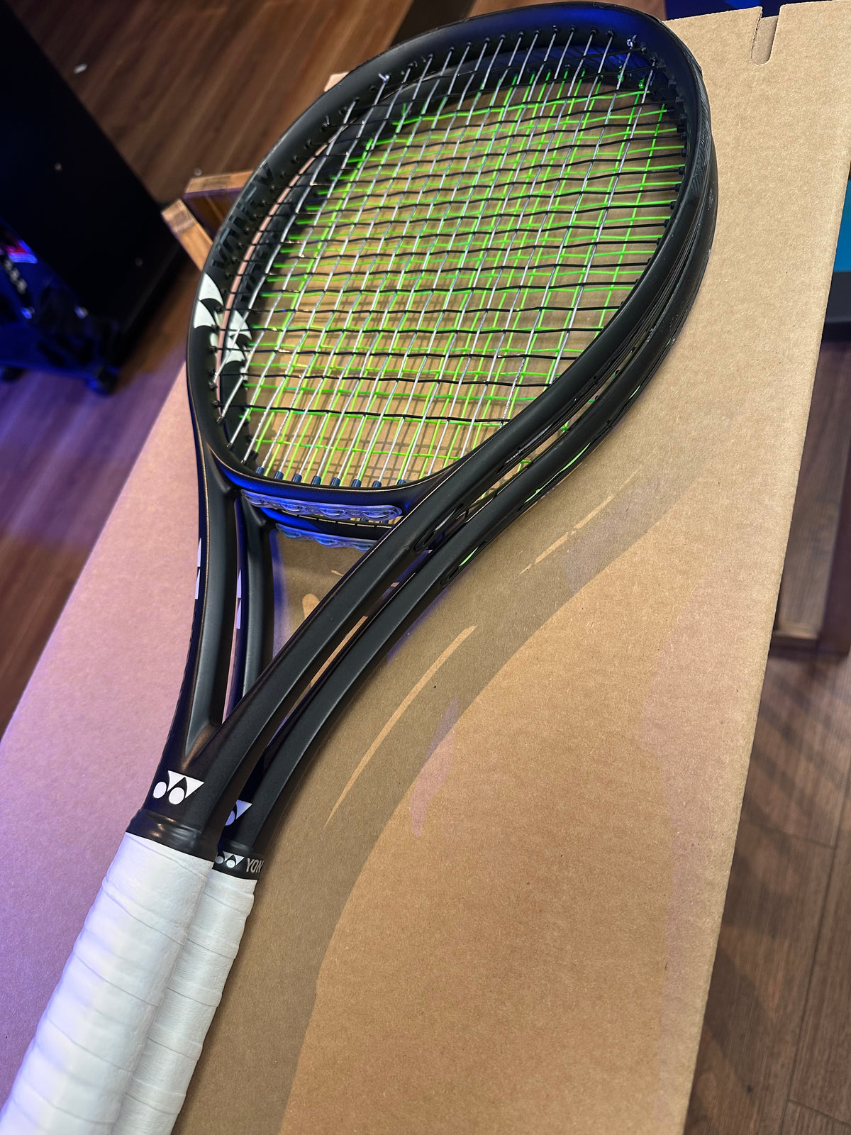 Yonex EZONE Blackouts